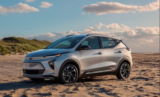 2027 Chevy Bolt EUV Pictures